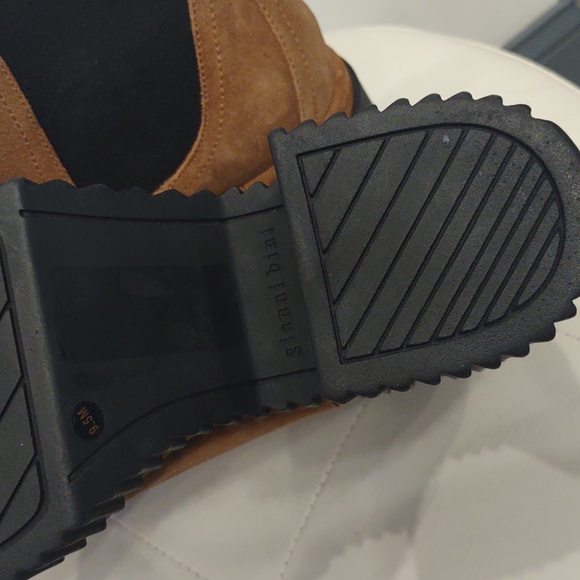 Gianni Bini Ryker Cognac black lug sole chunky high heel platform boots 9 1/2 - Picture 8 of 9